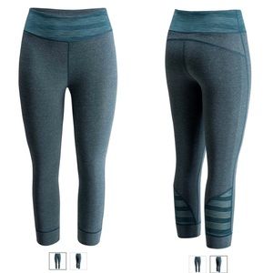 Black Diamond Levitation Capri NWT